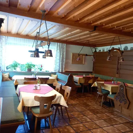 Wieser Homestay